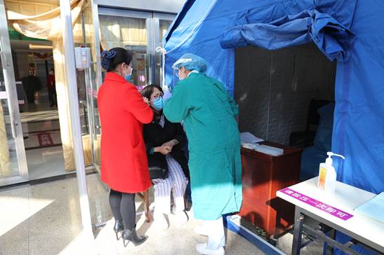 8J8A9641